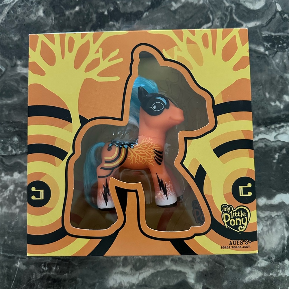 Hasbro My Little Pony 2009 Comic Con Exclusive New In Box Perfect Condition